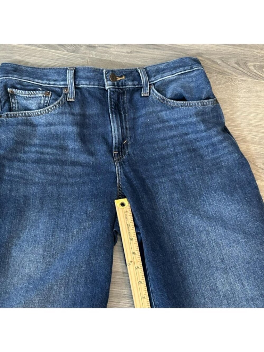 Levi's Middy Wide Leg Ankle Jeans Womens 29 Fits 30 Mid Rise 100% Cotton Denim - Picture 14 of 15